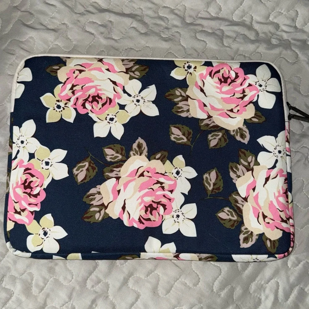 Canvaslife Navy Floral 14” Laptop Sleeve with Pink Roses